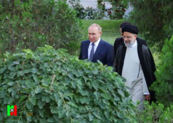 بهترین آرزوها را به مقام معظم رهبری برسانید