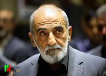 چرا این گرگ درنده را در میان مردم رها کرده‌اند؟!