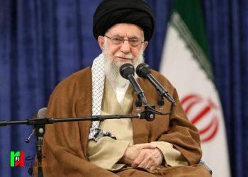 دیدار جمعی از رأی اولی‌ها و خانواده‌های شهدا با رهبرانقلاب