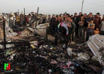 نسل کشی سگ نحس آمریکا در رفح علی رغم انزجار جهانی از خیمه‌سوزان صهیونیست‌ها+تصاویر