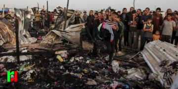 نسل کشی سگ نحس آمریکا در رفح علی رغم انزجار جهانی از خیمه‌سوزان صهیونیست‌ها+تصاویر