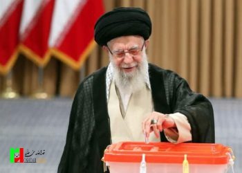 رهبرانقلاب رأی خود را به صندوق انداختند