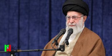 رهبرانقلاب: راهبرد شهید سلیمانی احیای جبهه مقاومت بود/ دفاع از حریم‌های مقدس برای حاج قاسم سلیمانی یک اصل بود؛ او ایران را هم حرم اطلاق می‌کرد