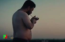 انتقاد از تصویر برهنه جواد عزتی در وحشی