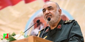 فرمانده سپاه: درحالی که در جنگی کامل هستیم اما شرایط جنگی نیست/ مردم ما در آرامش اما دشمنان صهیونیست در اضطراب هستند
