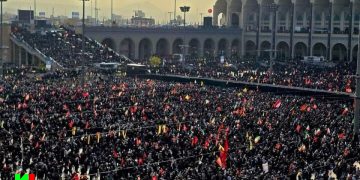 این همه لشکر آمده به عشق رهبر آمده +فیلم