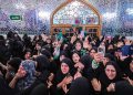 اشتیاق مردم در لحظات ابتدایی زیارت مزار رهبر شهید