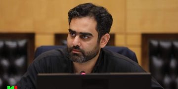 چراغ‌های اضافه یا ریشه‌های فساد؟ انتقاد ثابتی از رئیس جمهور!